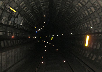 L-bar prisms in tunnel