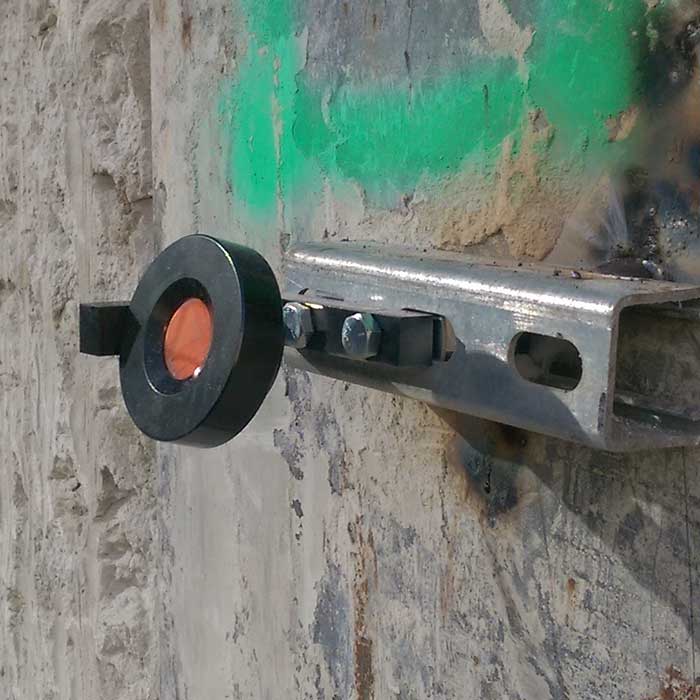 Prism on Welded Bracket