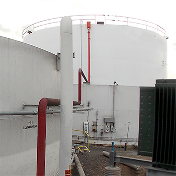 Monitoring settlement of oil storage tanks