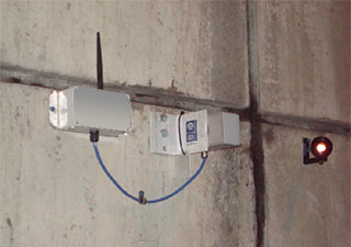 I-5 Undercrossing Wireless Tiltmeters I-5 Undercrossing Wireless Tiltmeters